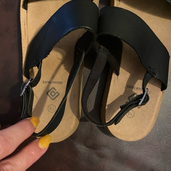 Strappy sandals - Picture 4 of 8